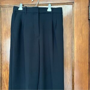Wilfred “The Effortless Pant” Aritzia Black Trousers